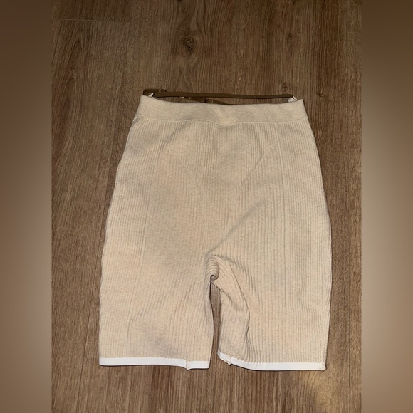 Nike x JACQUEMUS biker shorts size small - Picture 4 of 6